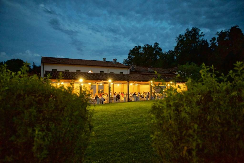 Locanda Perinella Castelgomberto المظهر الخارجي الصورة